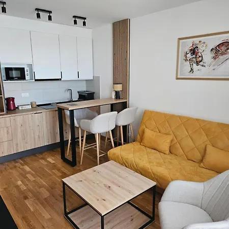 Apartmán Privatni A31 Vucko 4*