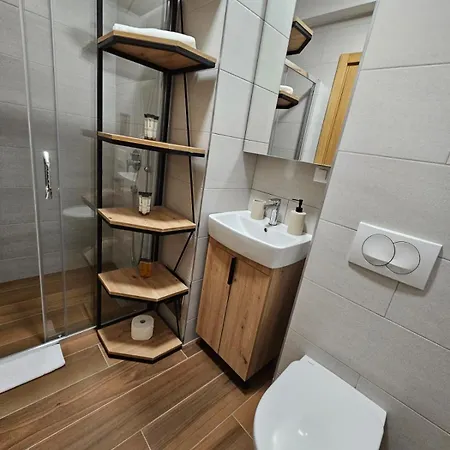 Privatni A31 Vucko Apartment 4*
